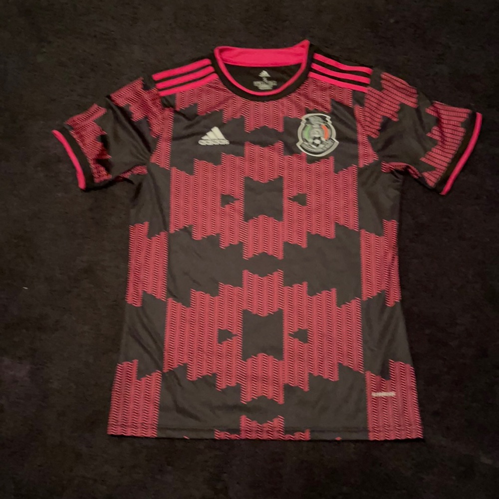 Mexico black jersey 2021 size small